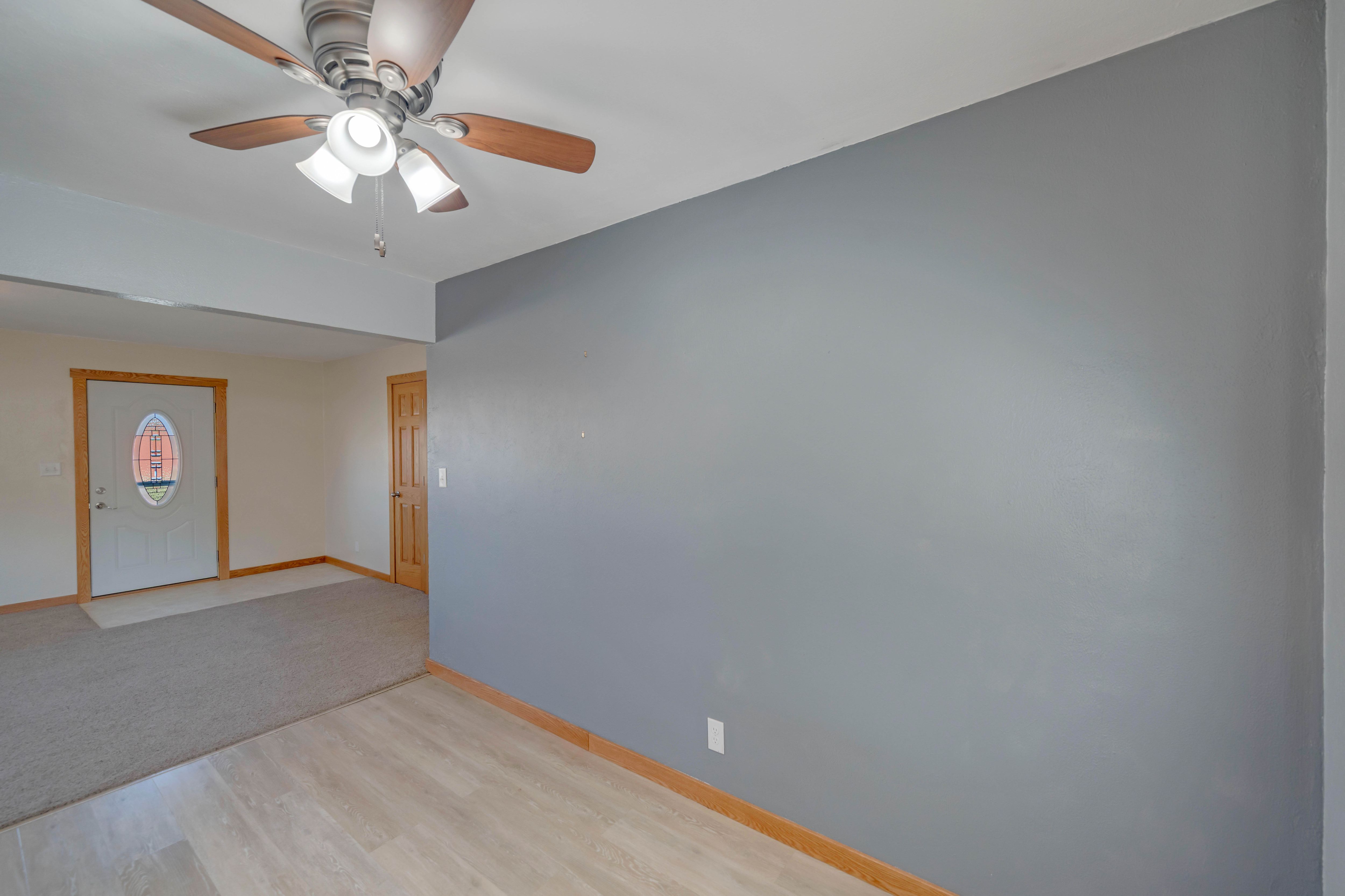 Listing Photo: 320 Burlington Ave, Martensdale, IA 50160 (5 of 34)